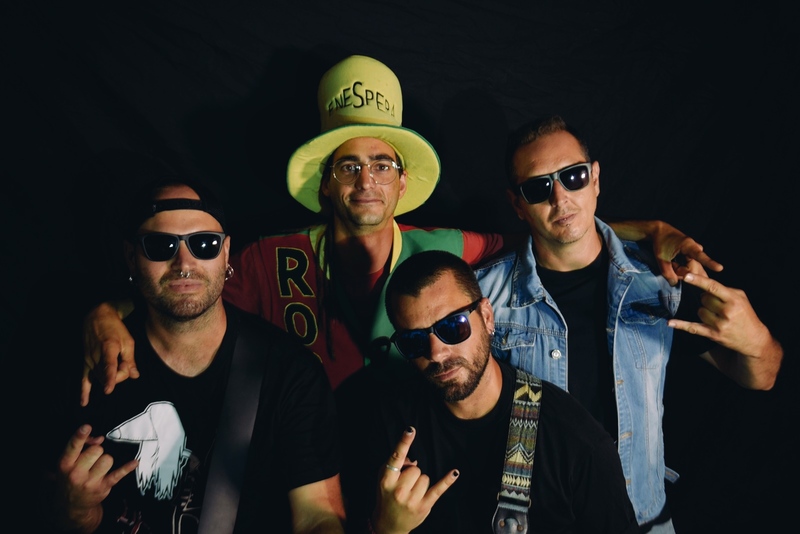 Viva Suecia y Arde Bogotá expanden el rock más alternativo en Fuengirola